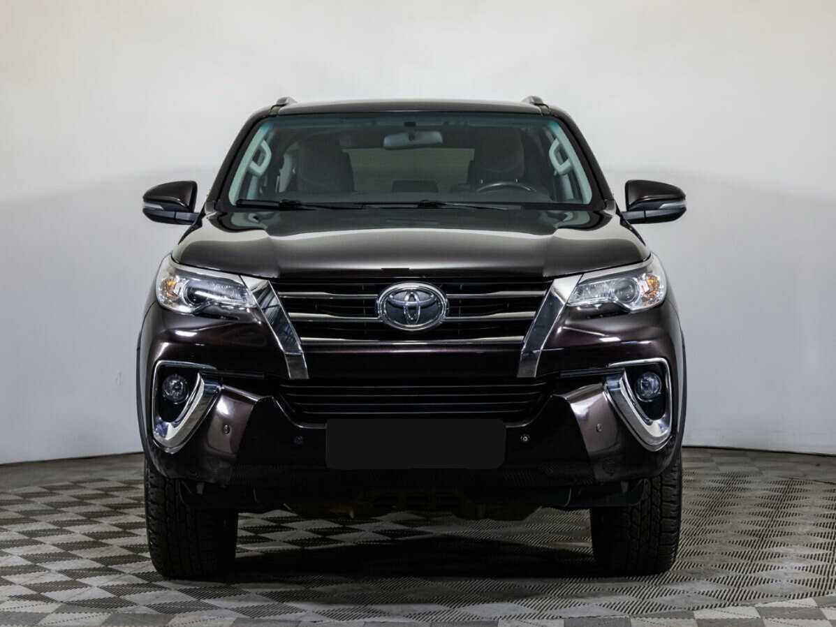 Toyota Fortuner, 2018 - 70 010 км. | Фото №2