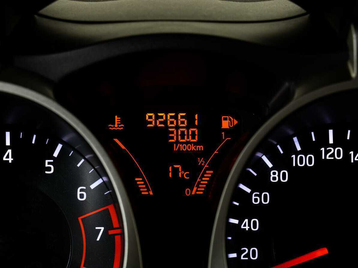 Nissan Juke, 2011 Фото №19