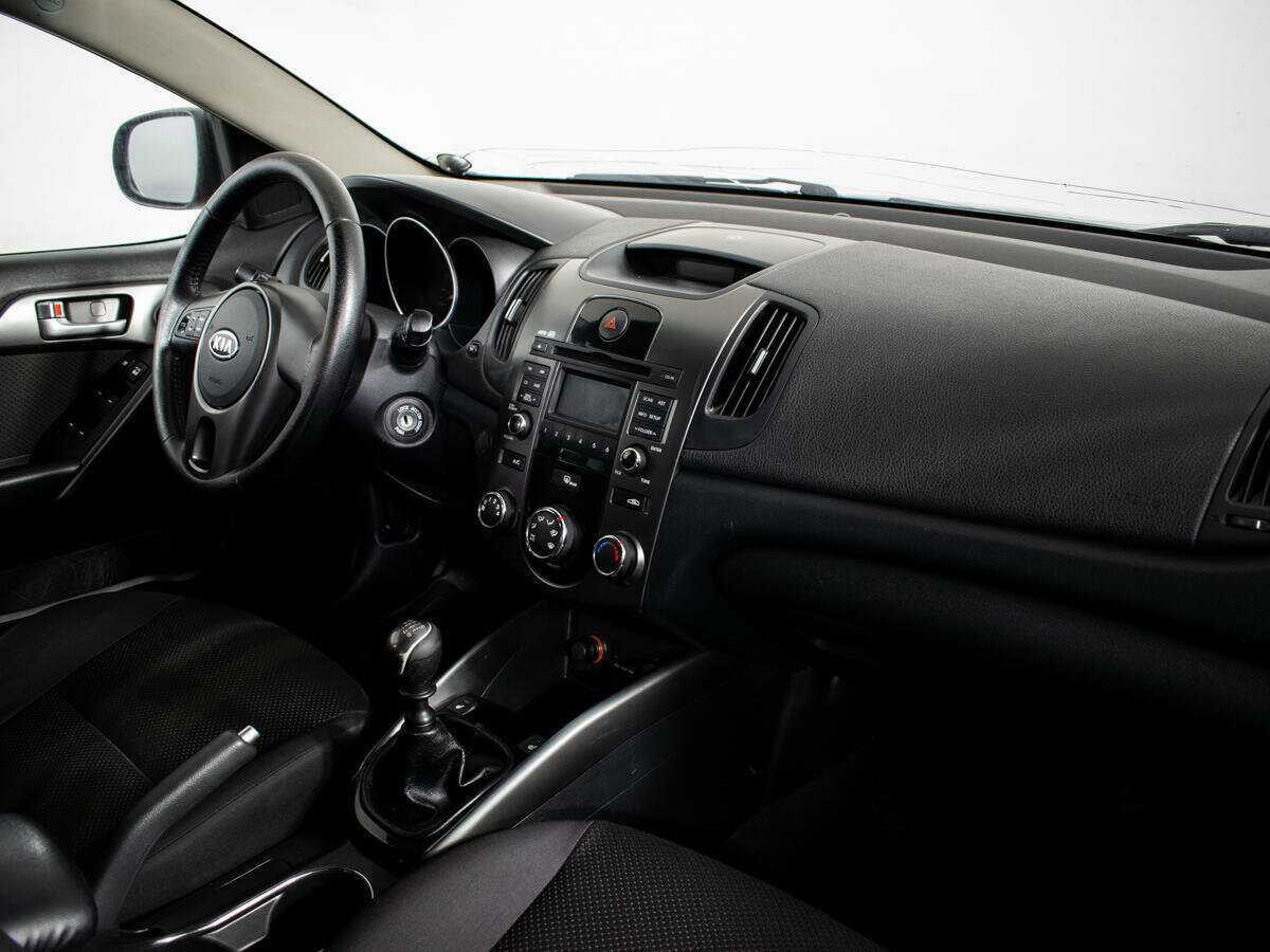 Kia Cerato 6-speed, 2010 Фото №7