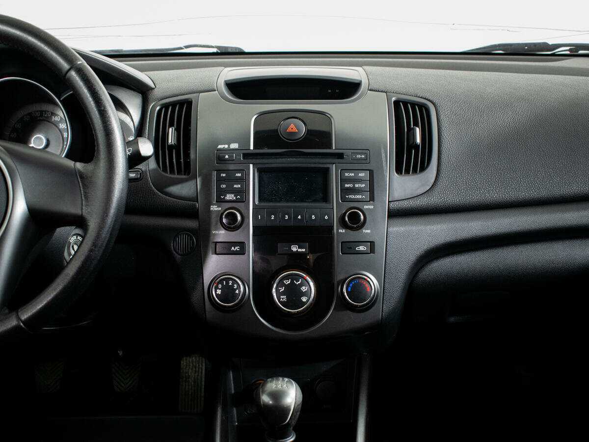 Kia Cerato 6-speed, 2010 Фото №9