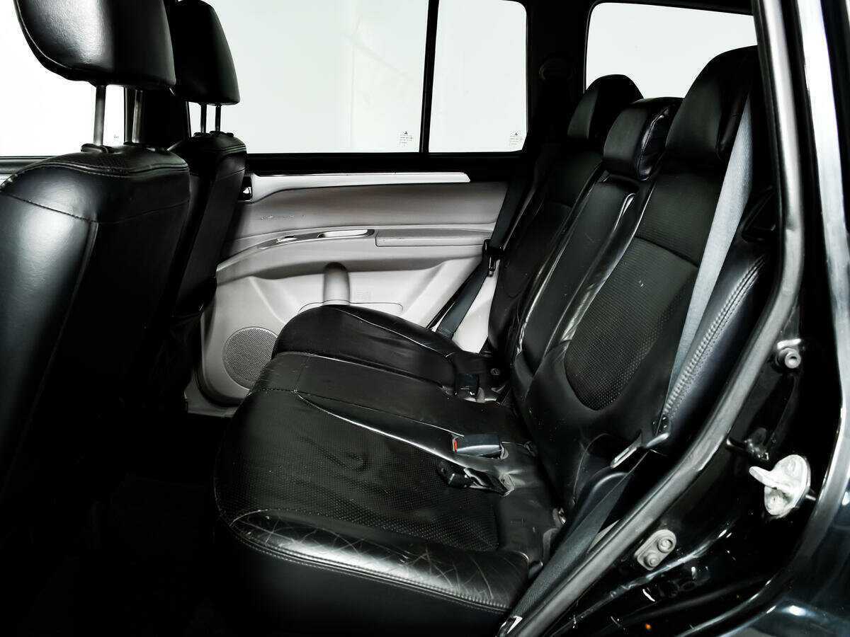 Mitsubishi Pajero Sport, 2010 Фото №12