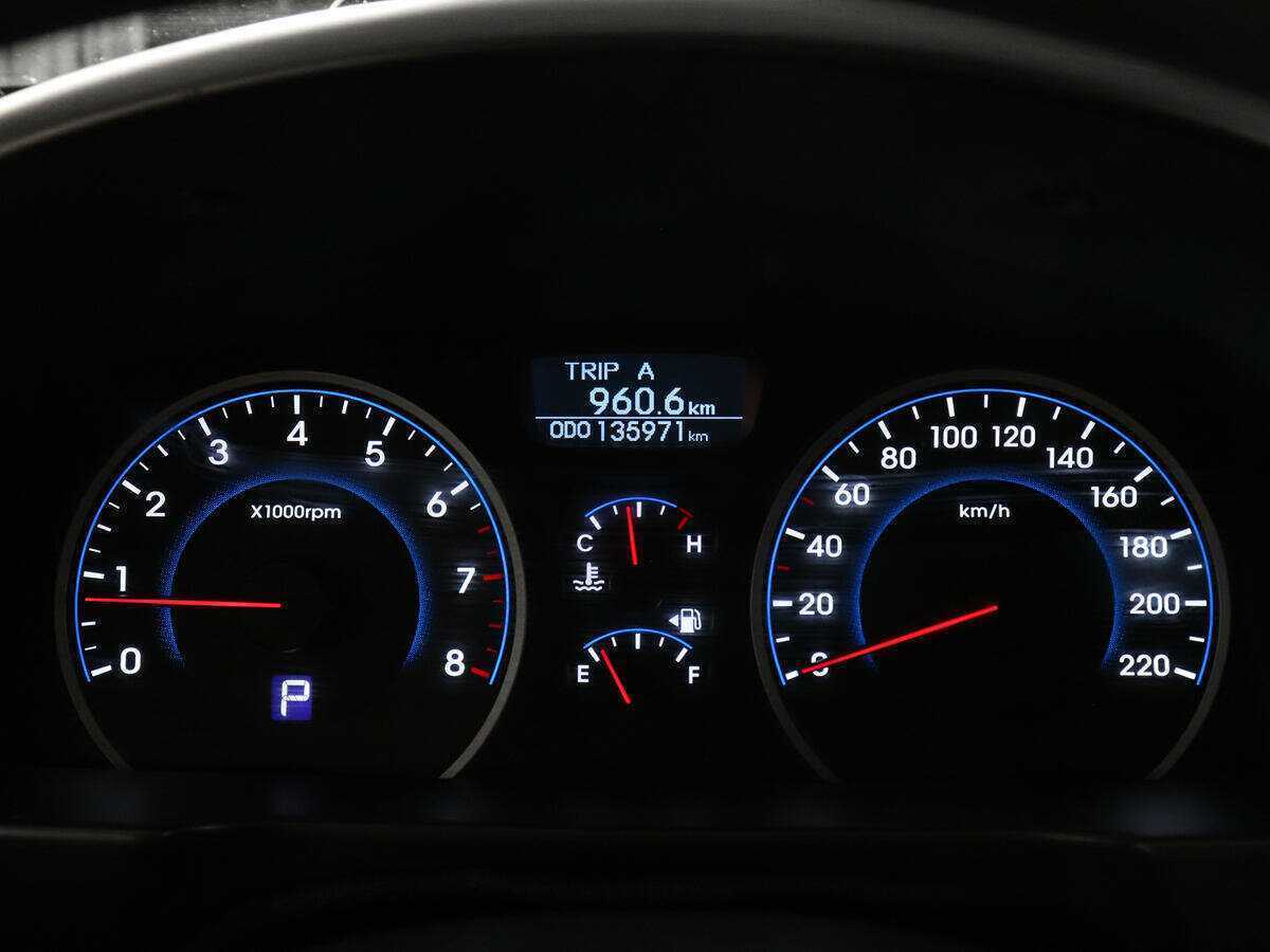 Hyundai Elantra, 2010 Фото №10