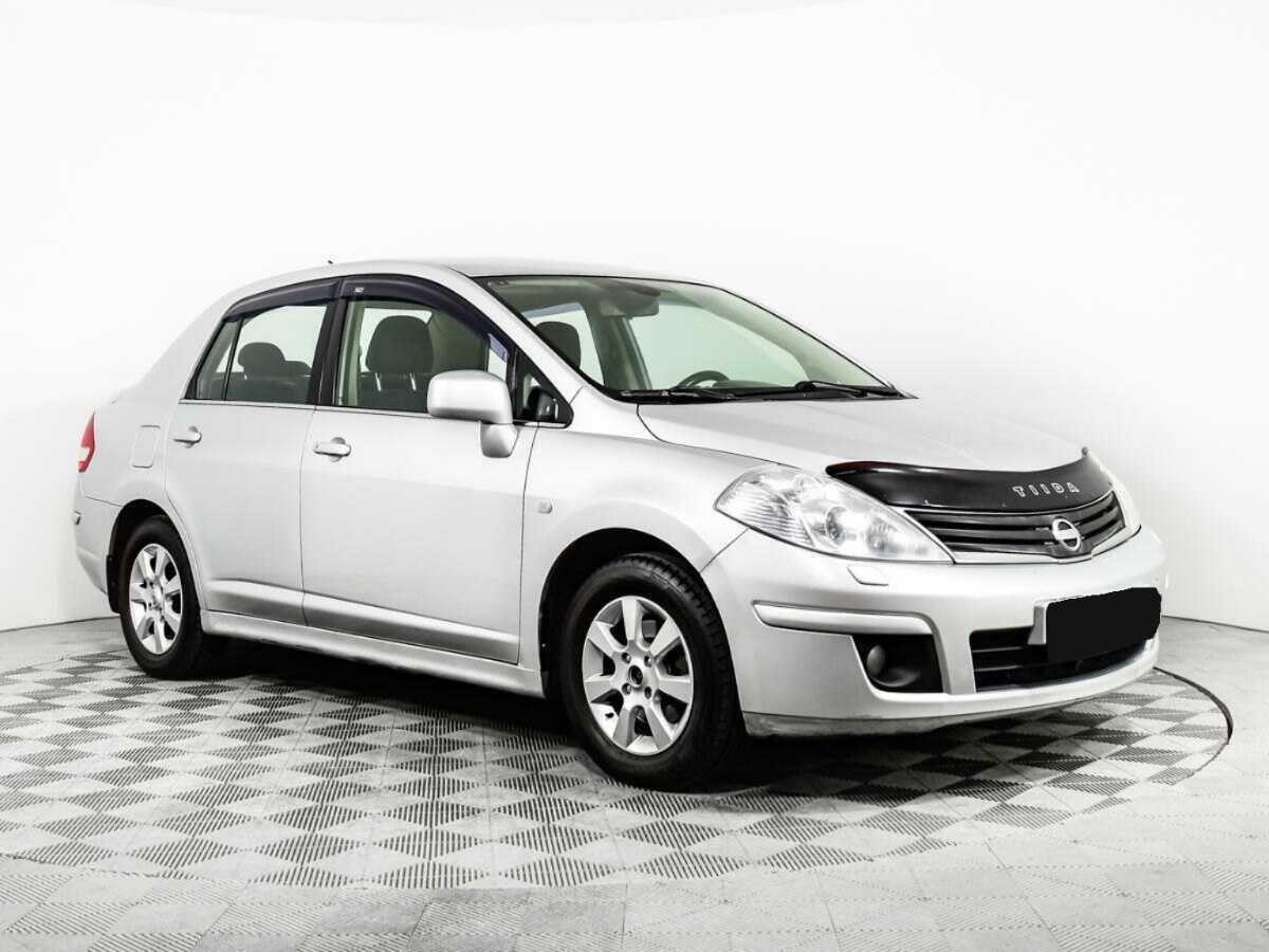 Nissan Tiida, 2011 - 215 783 км. | Фото №3