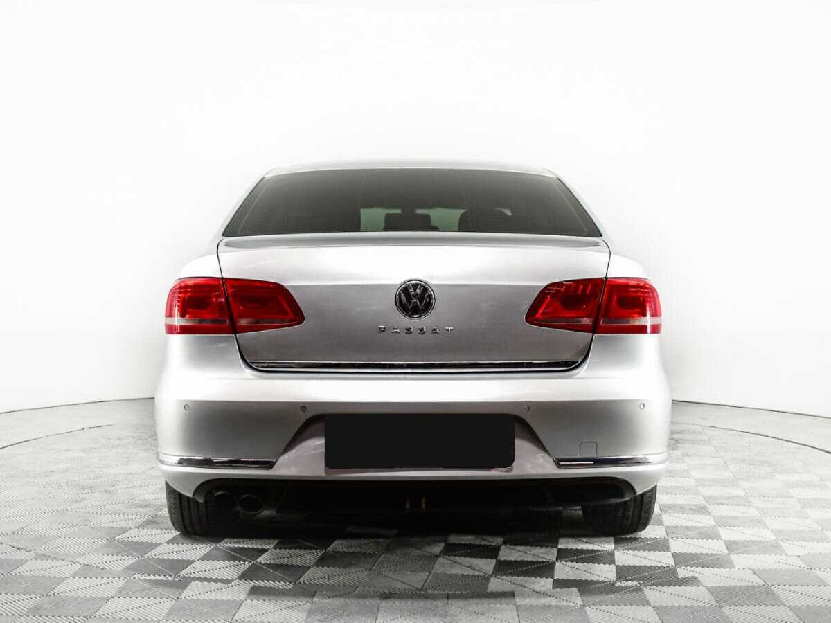 Volkswagen Passat, 2011 - 172 061 км. | Фото №6