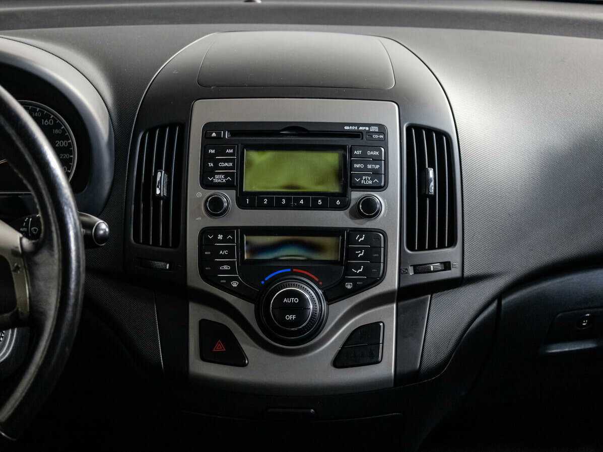 Hyundai i30, 2009 Фото №13