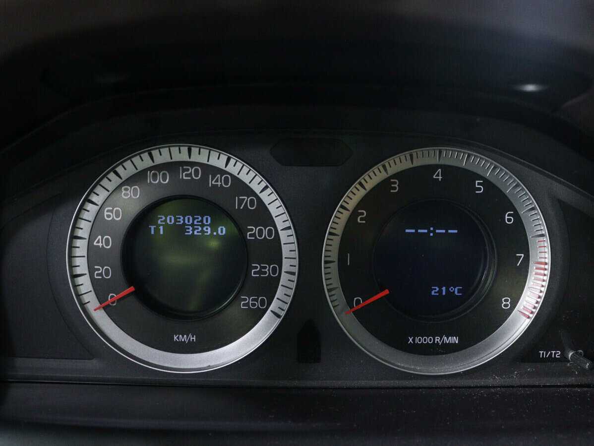 Volvo XC60, 2010 Фото №9