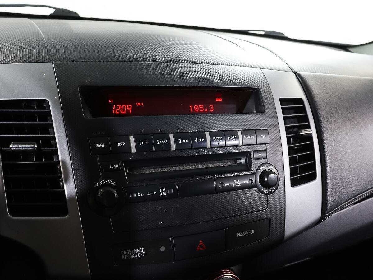 Mitsubishi Outlander, 2011 Фото №14