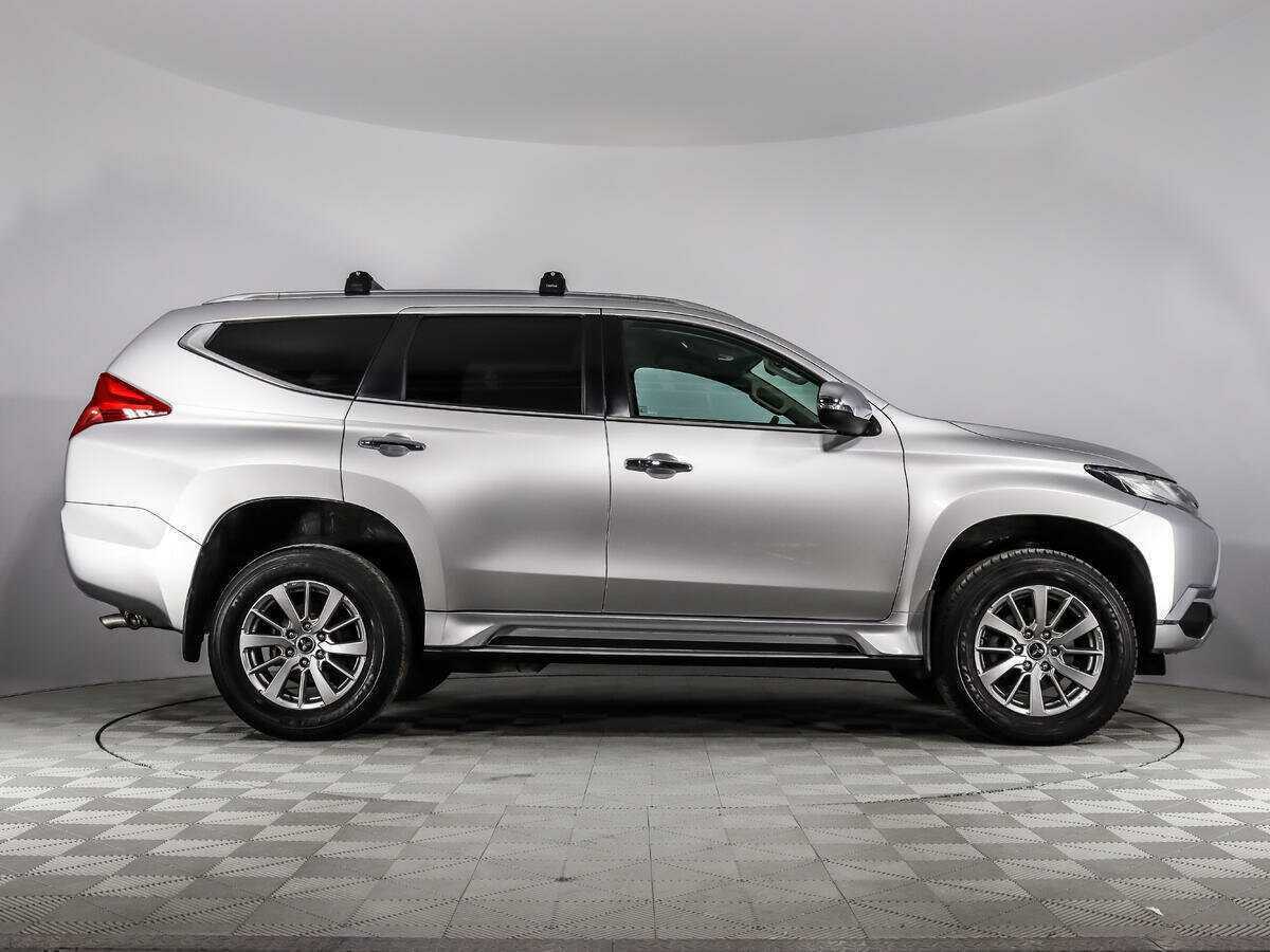 Mitsubishi Pajero Sport, 2020 Фото №4