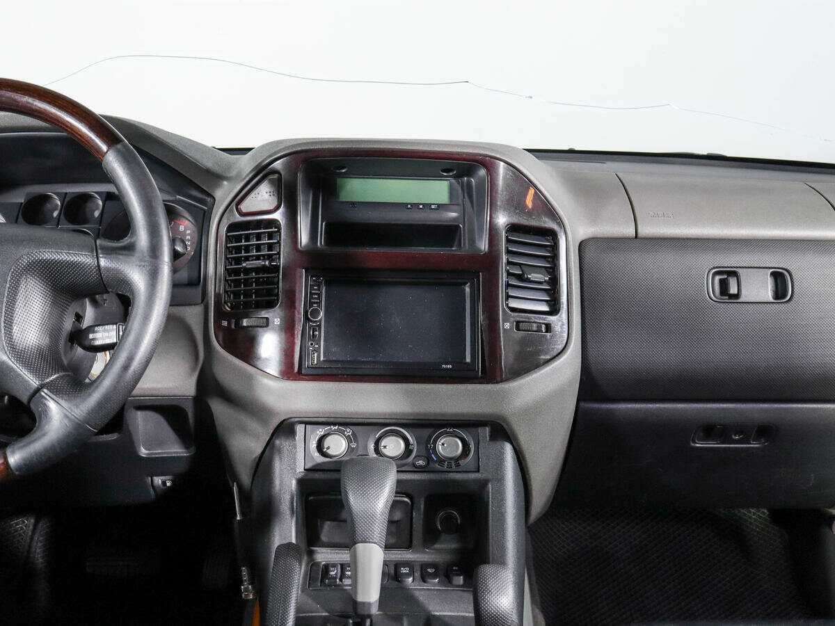 Mitsubishi Pajero, 2002 Фото №10