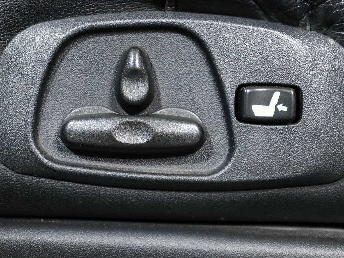 Mitsubishi Pajero, 2002 Фото №12