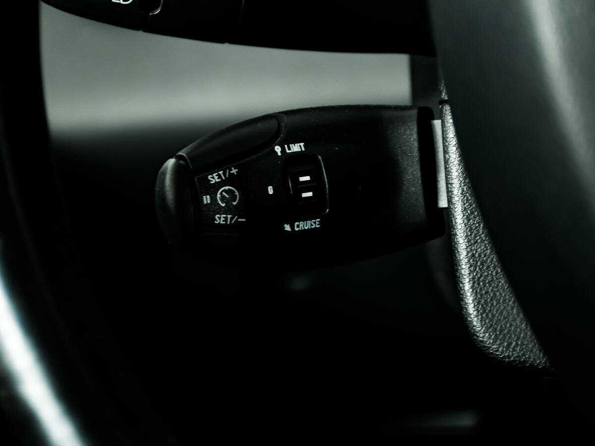 Peugeot 308, 2010 Фото №14