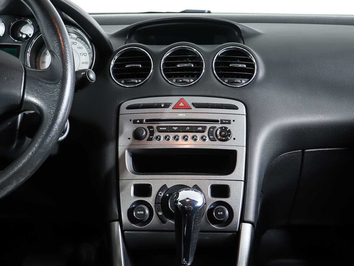 Peugeot 308, 2009 Фото №12