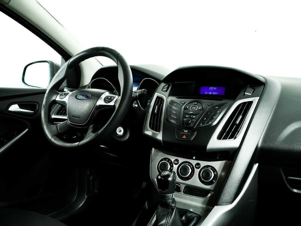 Ford Focus, 2011 Фото №9