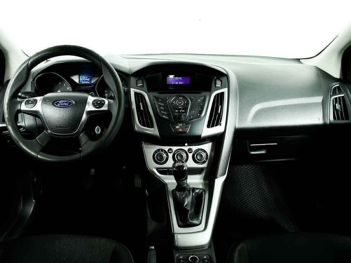 Ford Focus, 2011 Фото №11