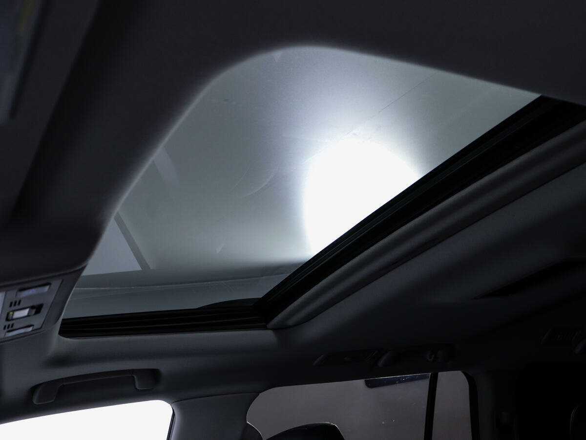 Toyota Land Cruiser, 2018 Фото №30