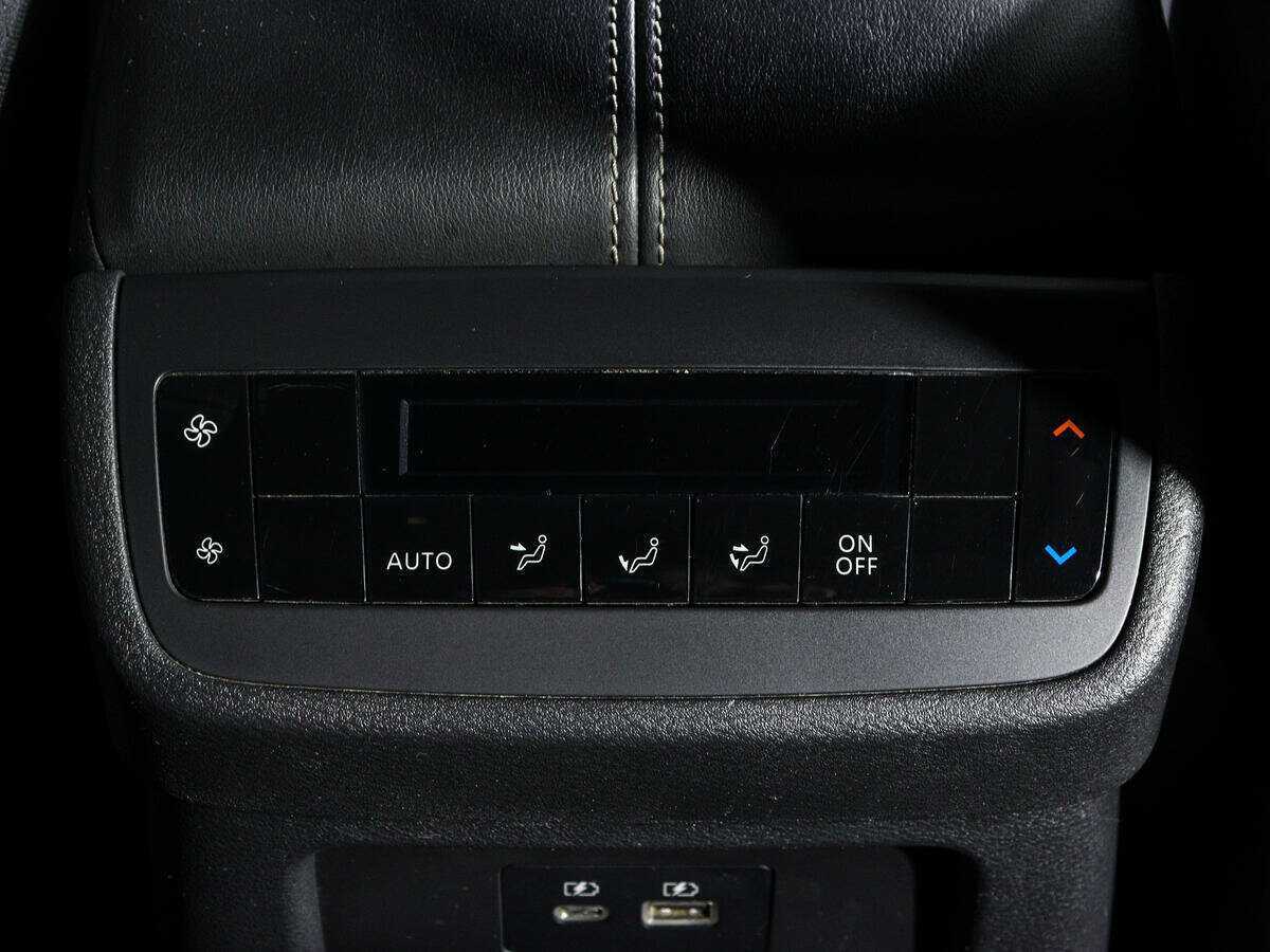 Nissan Pathfinder, 2021 Фото №18