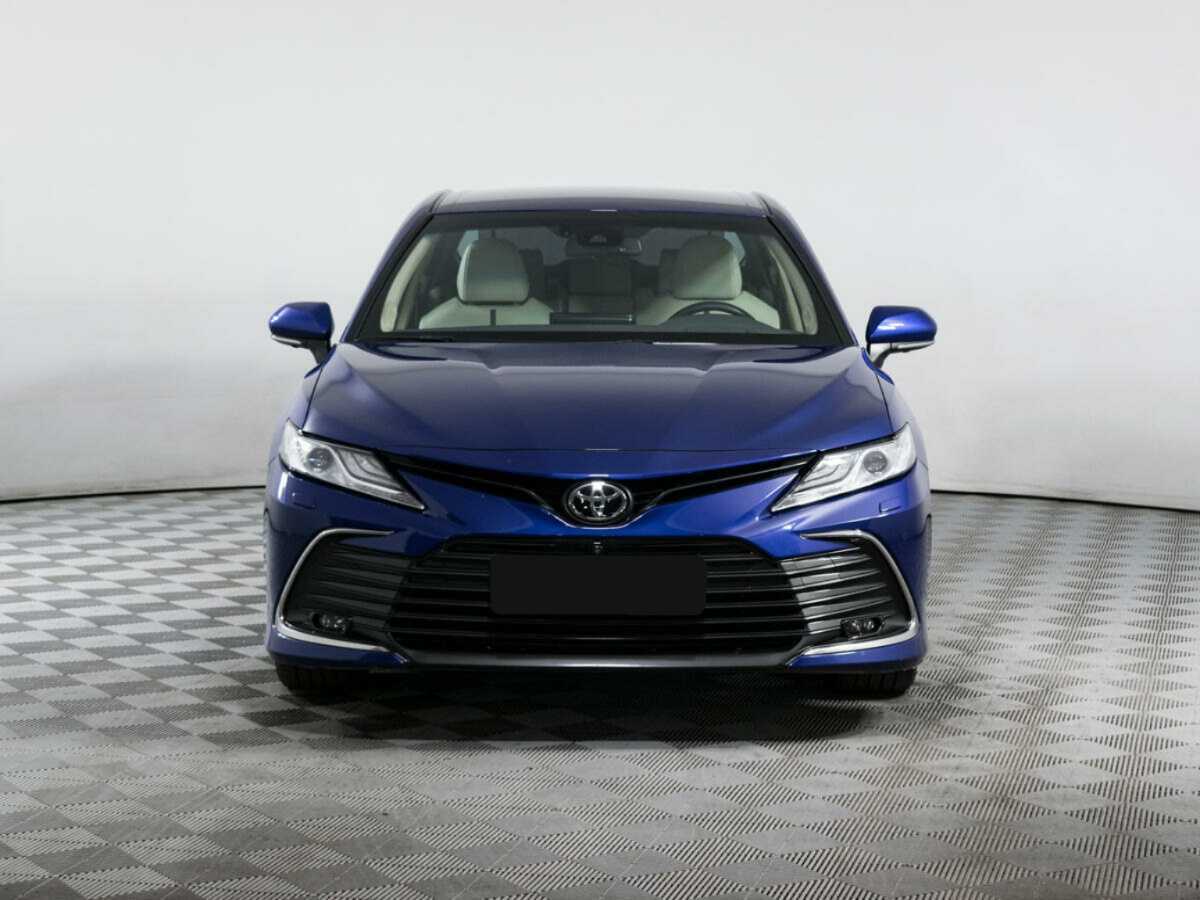 Toyota Camry, 2021 - 42 385 км. | Фото №2