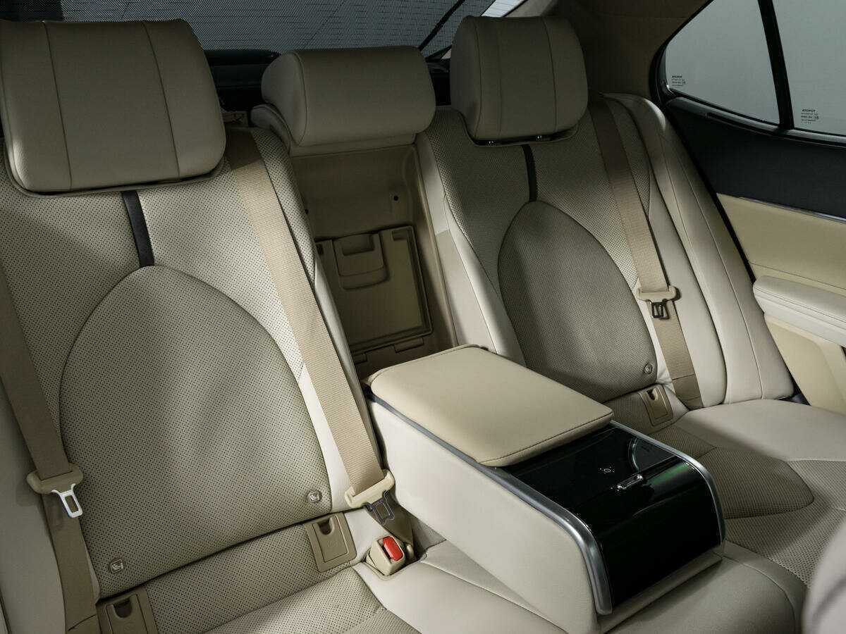 Toyota Camry, 2021 Фото №10