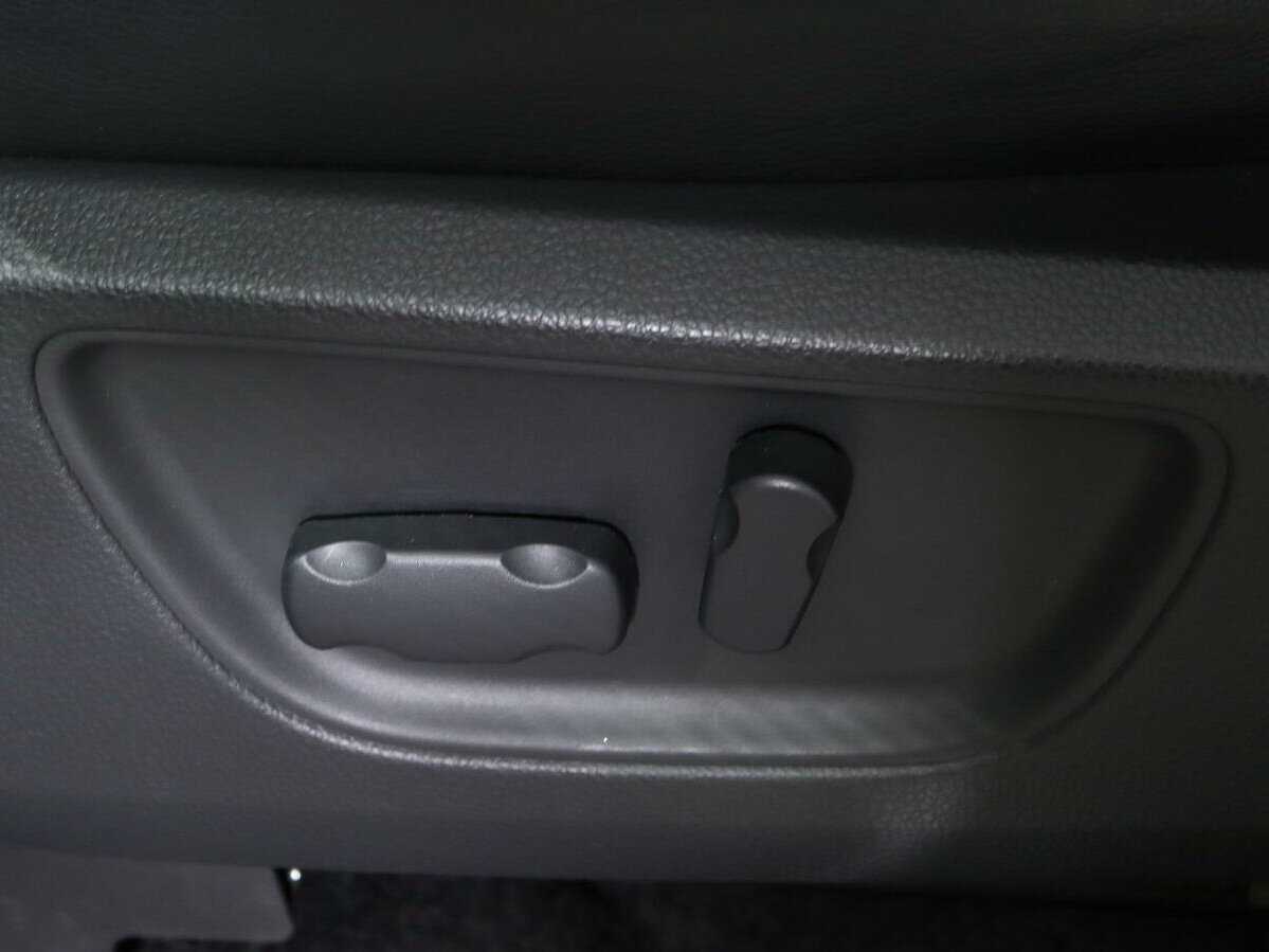 Mitsubishi Pajero Sport, 2021 Фото №16