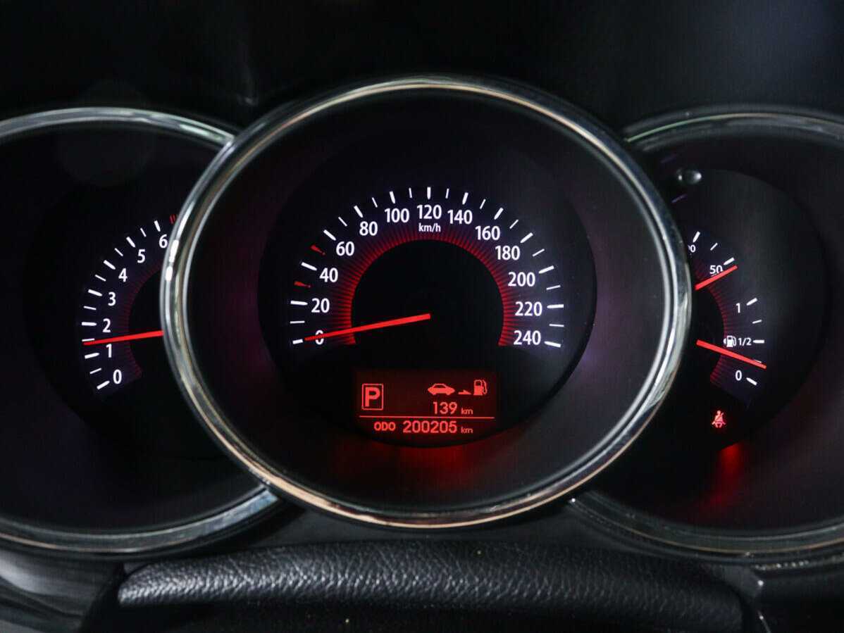 Kia Sorento, 2011 Фото №11