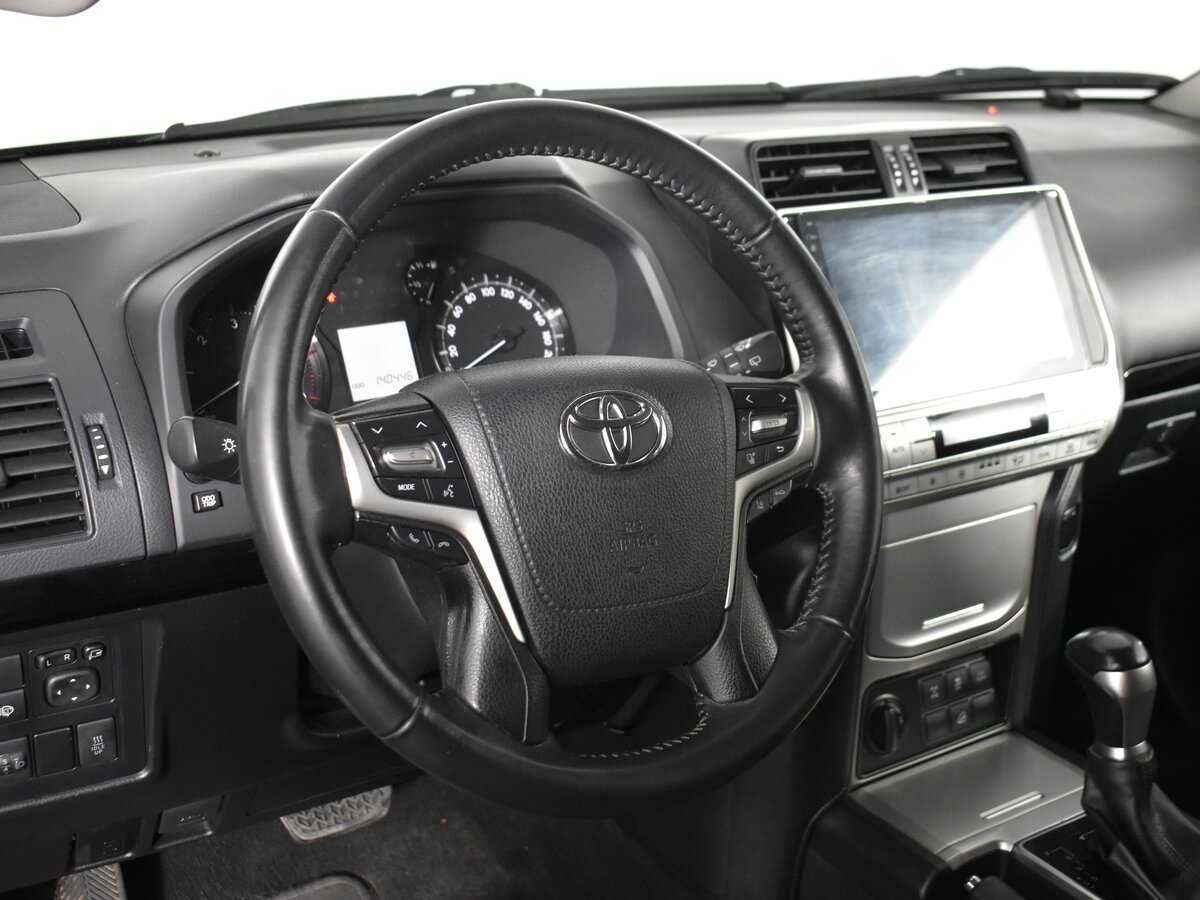 Toyota Land Cruiser Prado, 2018 Фото №11