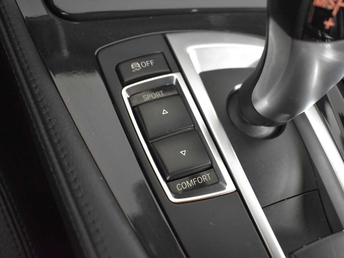 BMW 5 серии 528i xDrive, 2014 Фото №17