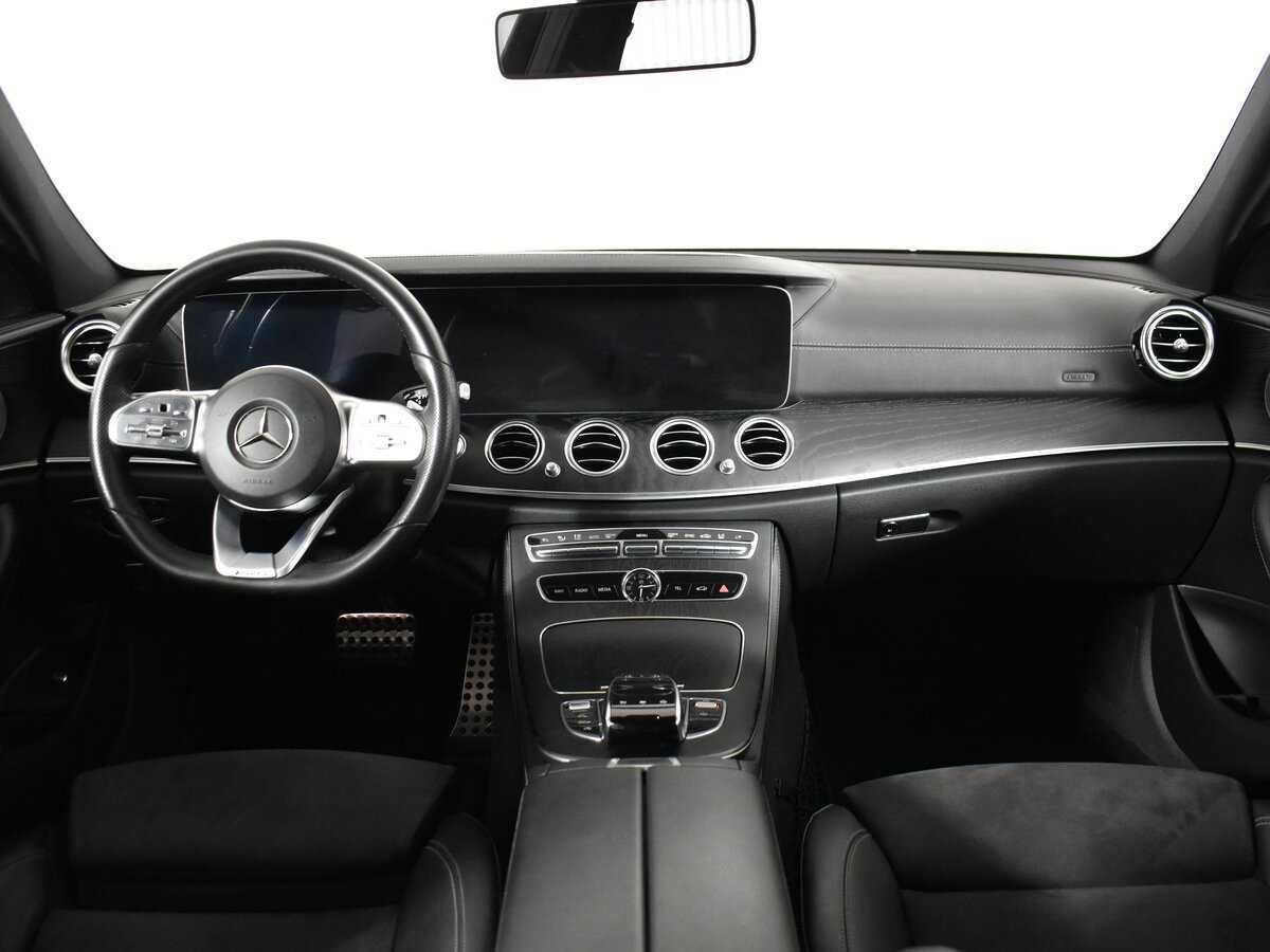 Mercedes-Benz E-Класс 200, 2019 Фото №17