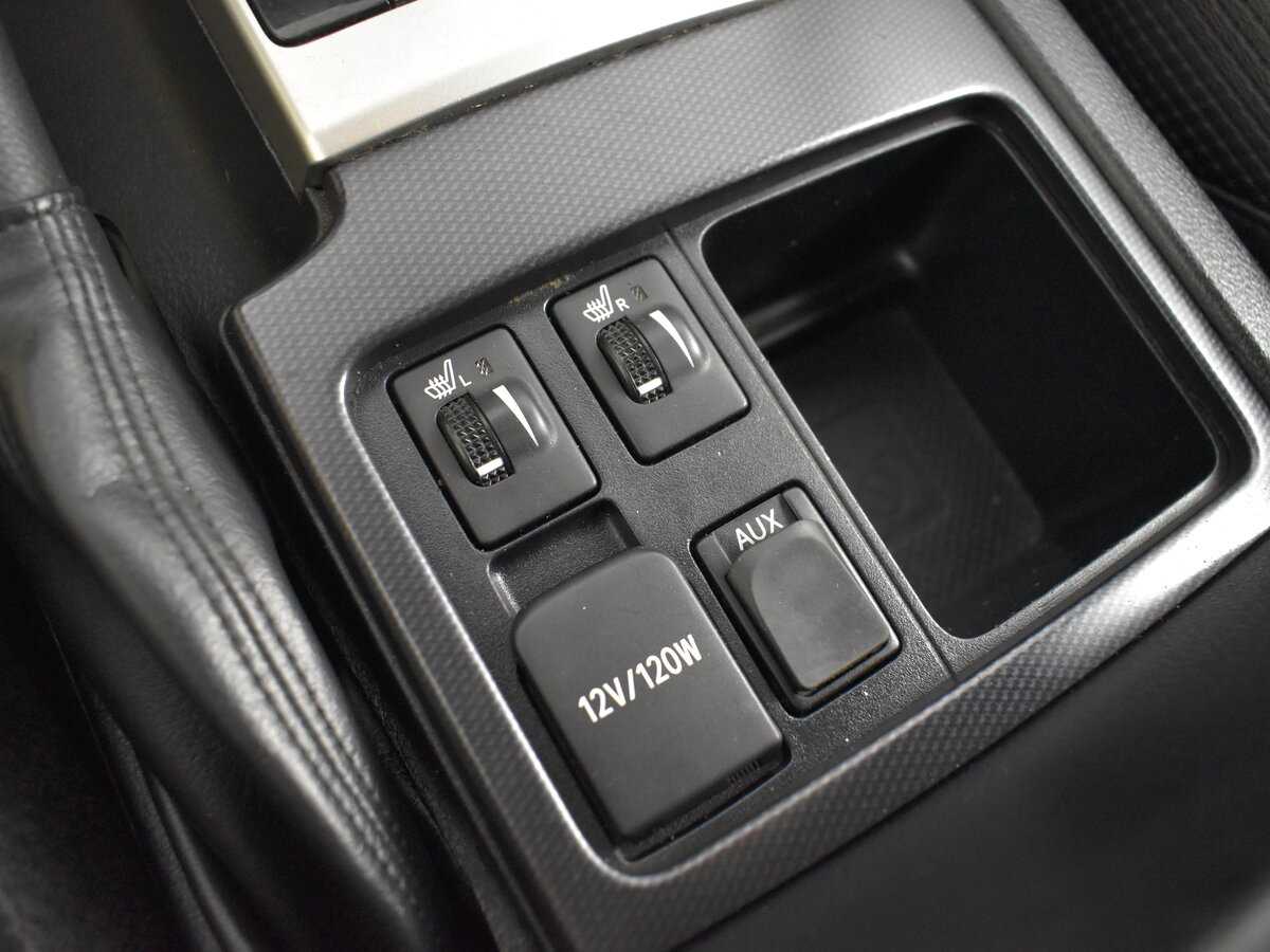 Toyota Land Cruiser Prado, 2010 Фото №15