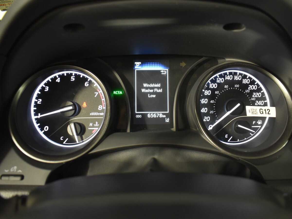 Toyota Camry, 2022 Фото №15
