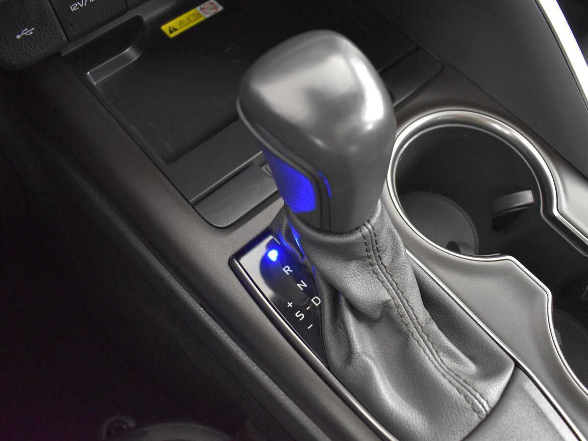 Toyota Camry, 2022 Фото №19