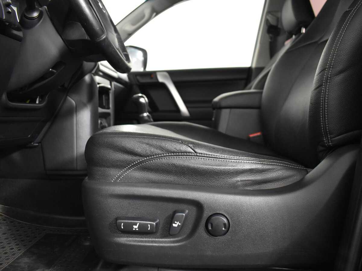 Toyota Land Cruiser Prado, 2018 - 140 000 км. | Фото №7