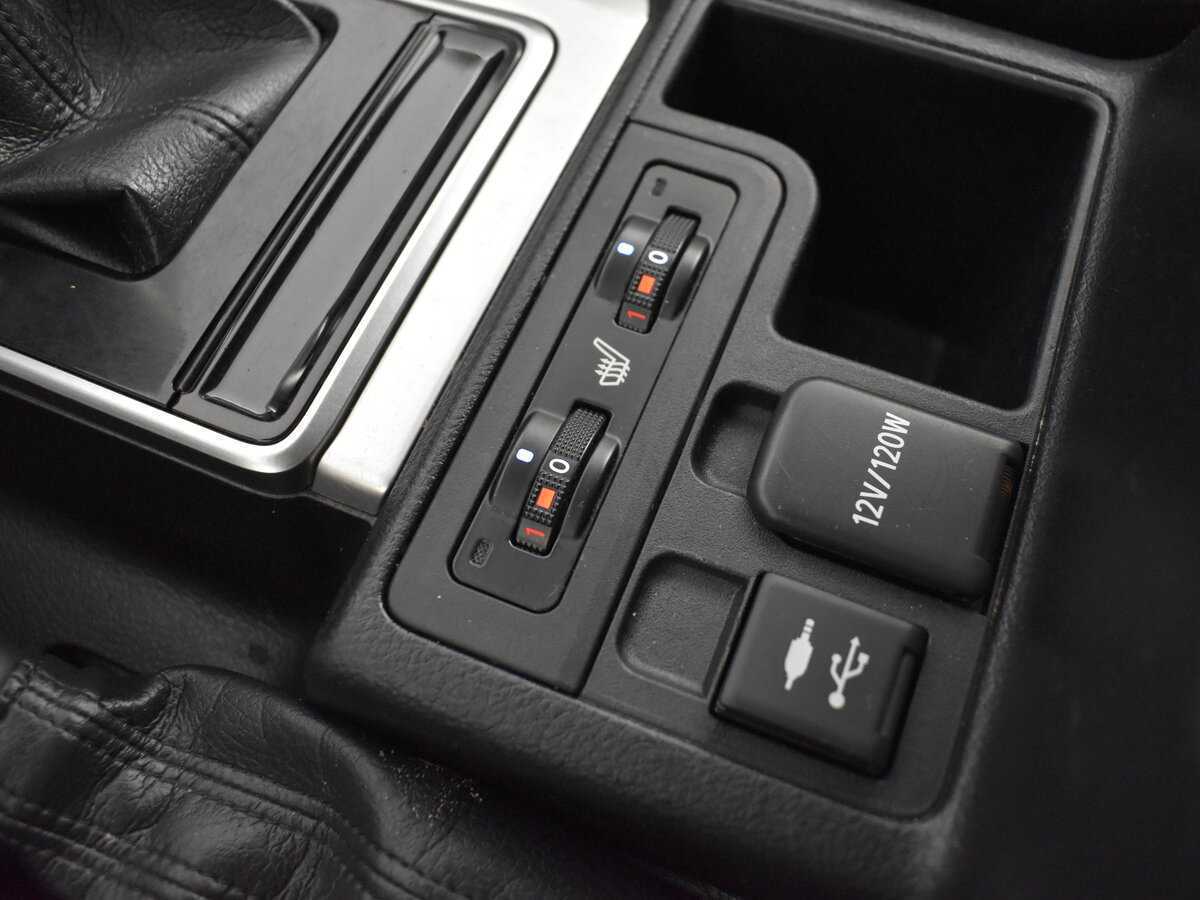 Toyota Land Cruiser Prado, 2018 Фото №18