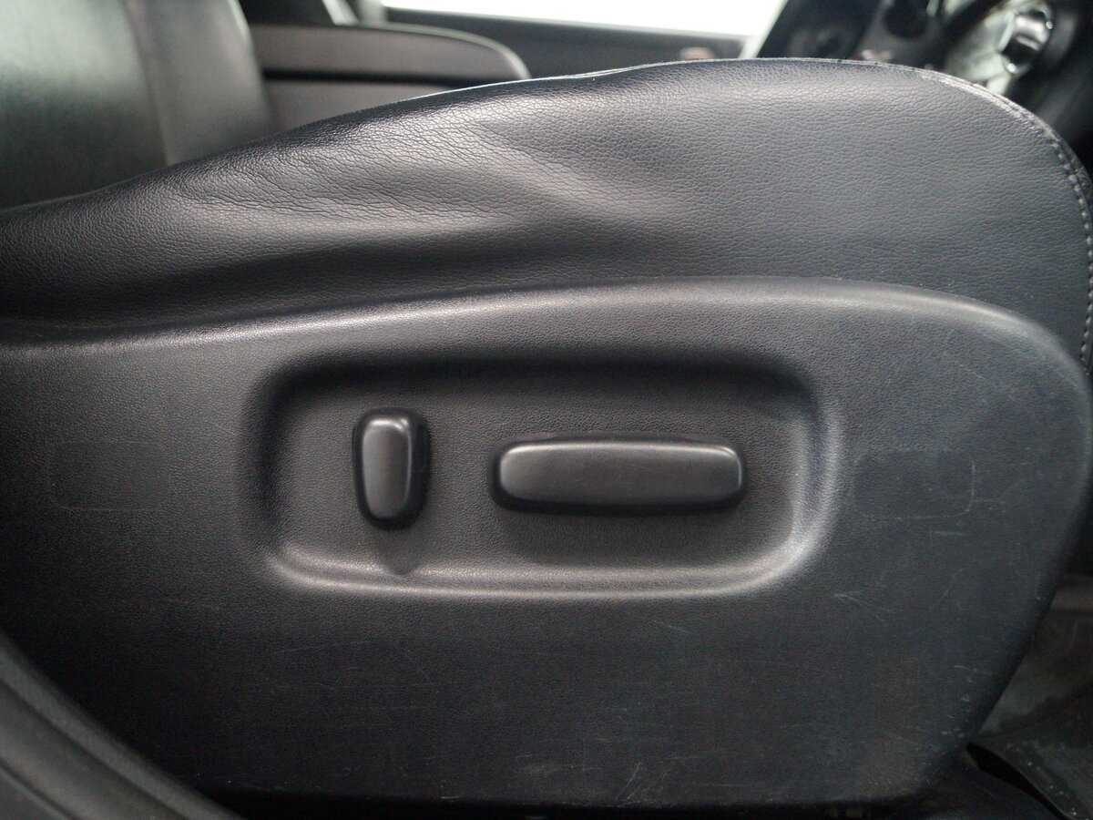 Toyota Highlander, 2011 Фото №20