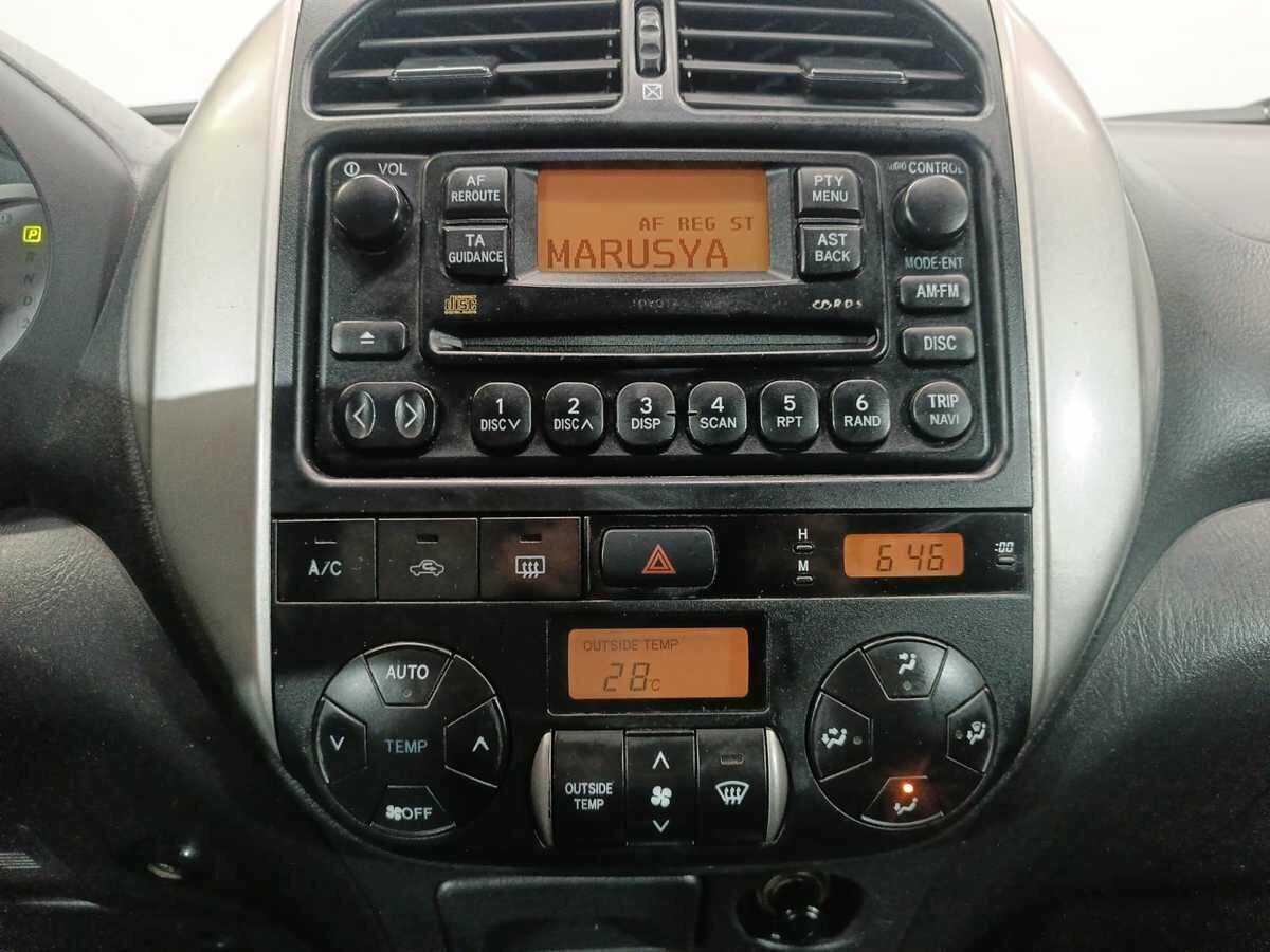 Toyota RAV4, 2005 Фото №13