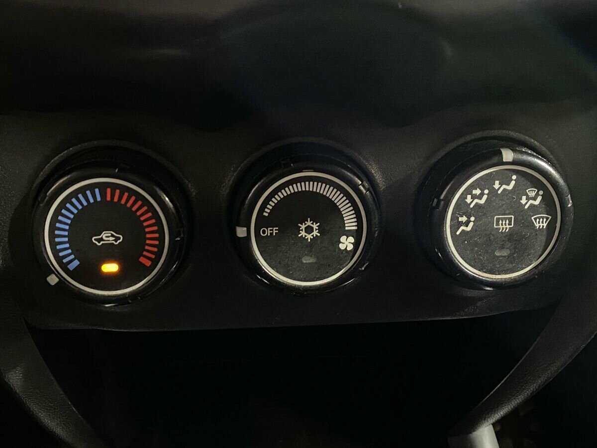 Mitsubishi ASX, 2011 Фото №14