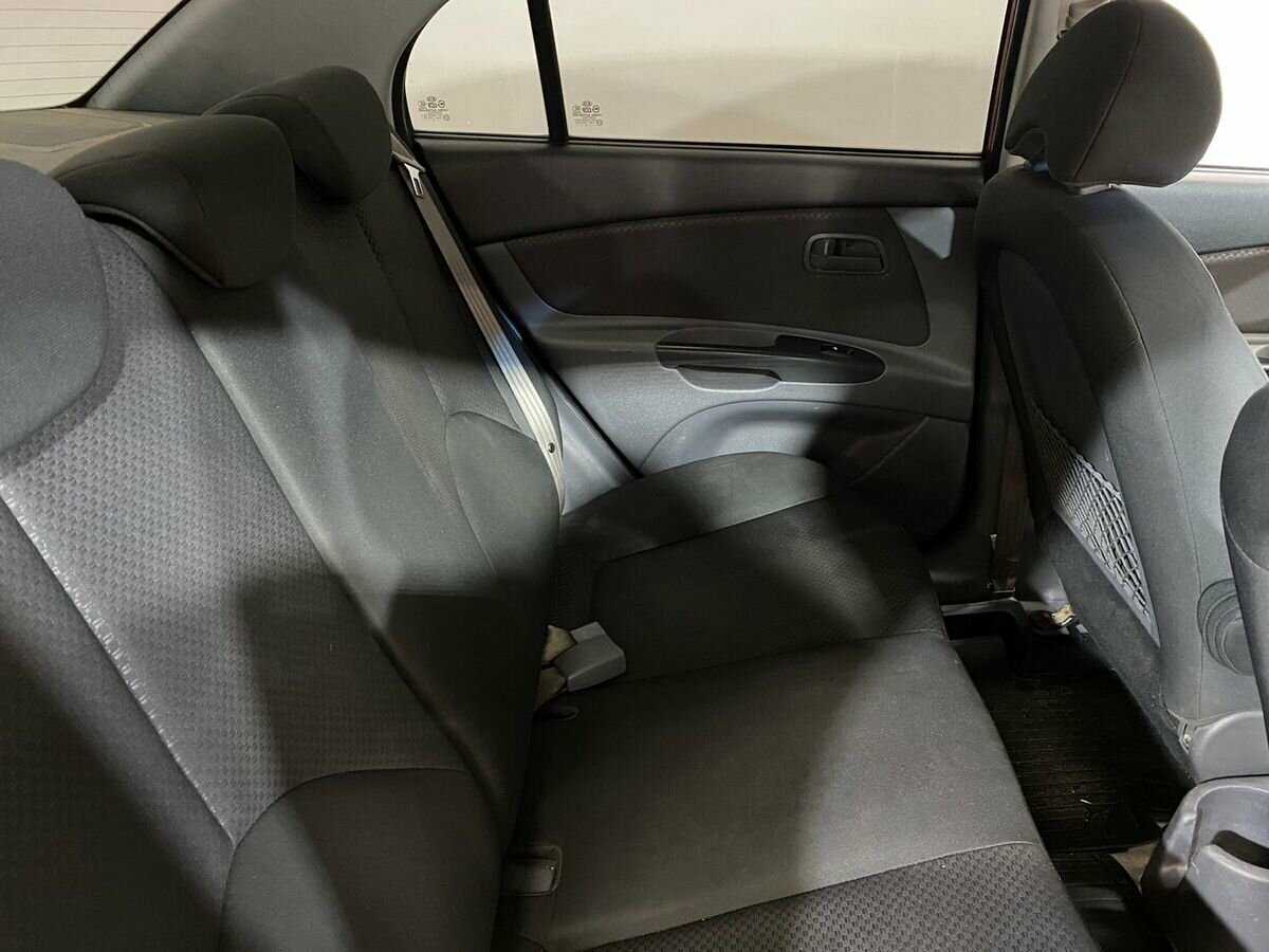 Kia Rio, 2010 Фото №11