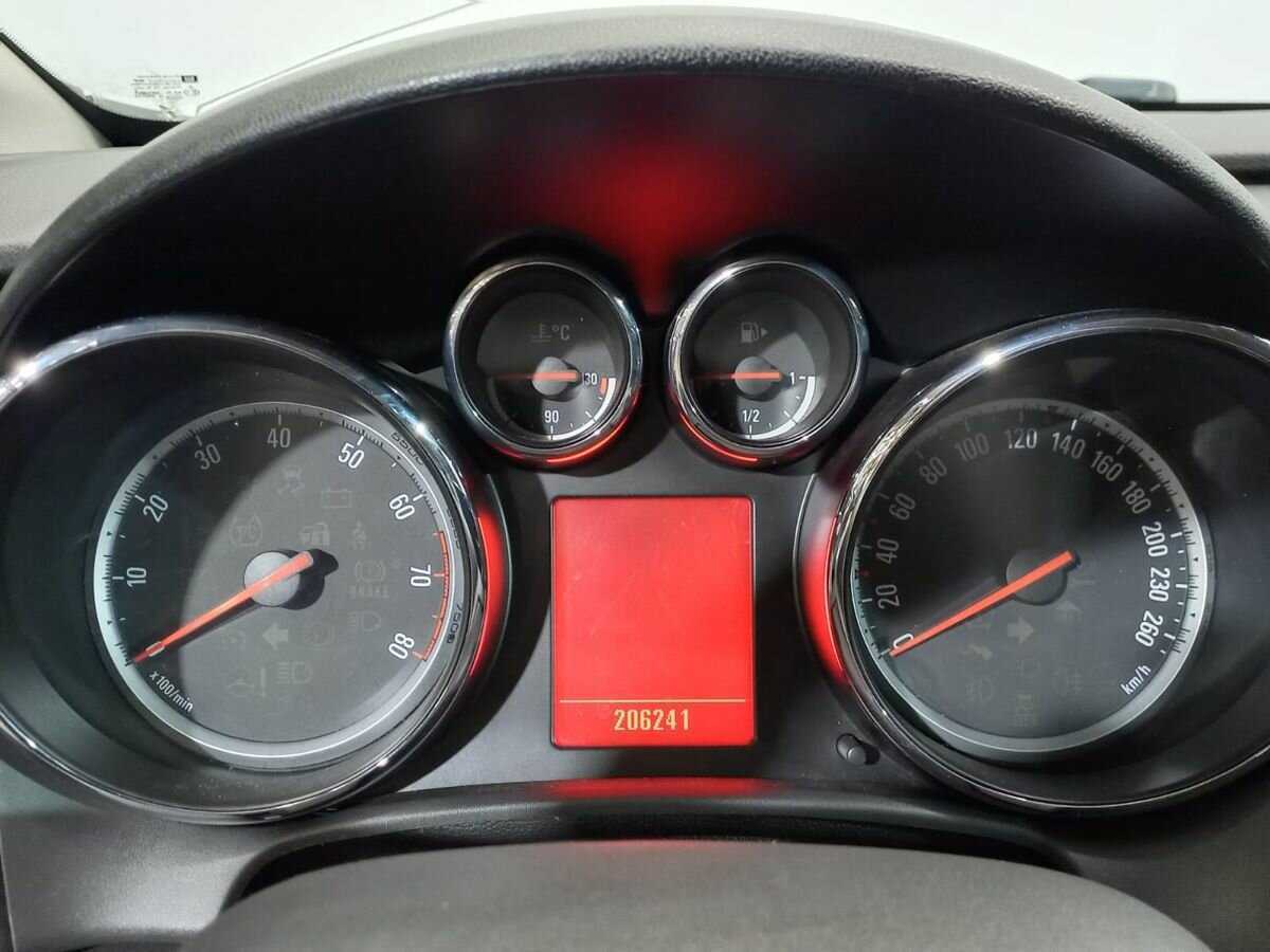 Opel Astra, 2010 Фото №13