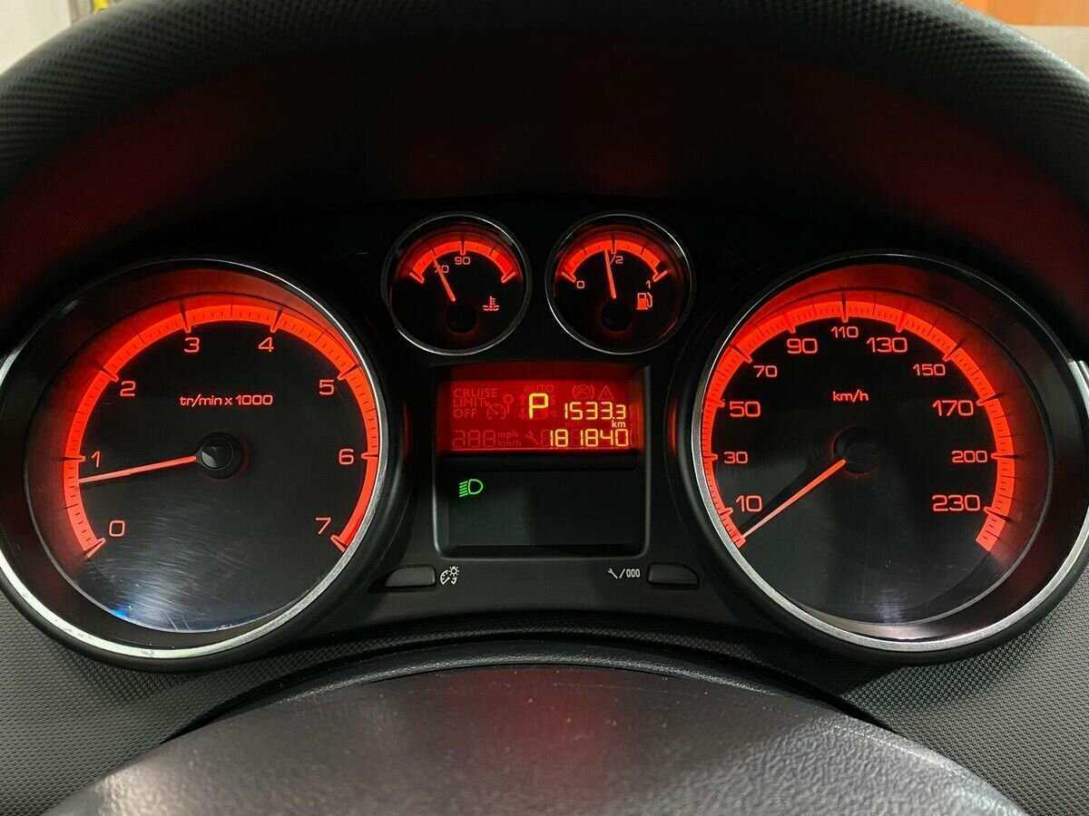 Peugeot 408, 2012 Фото №12