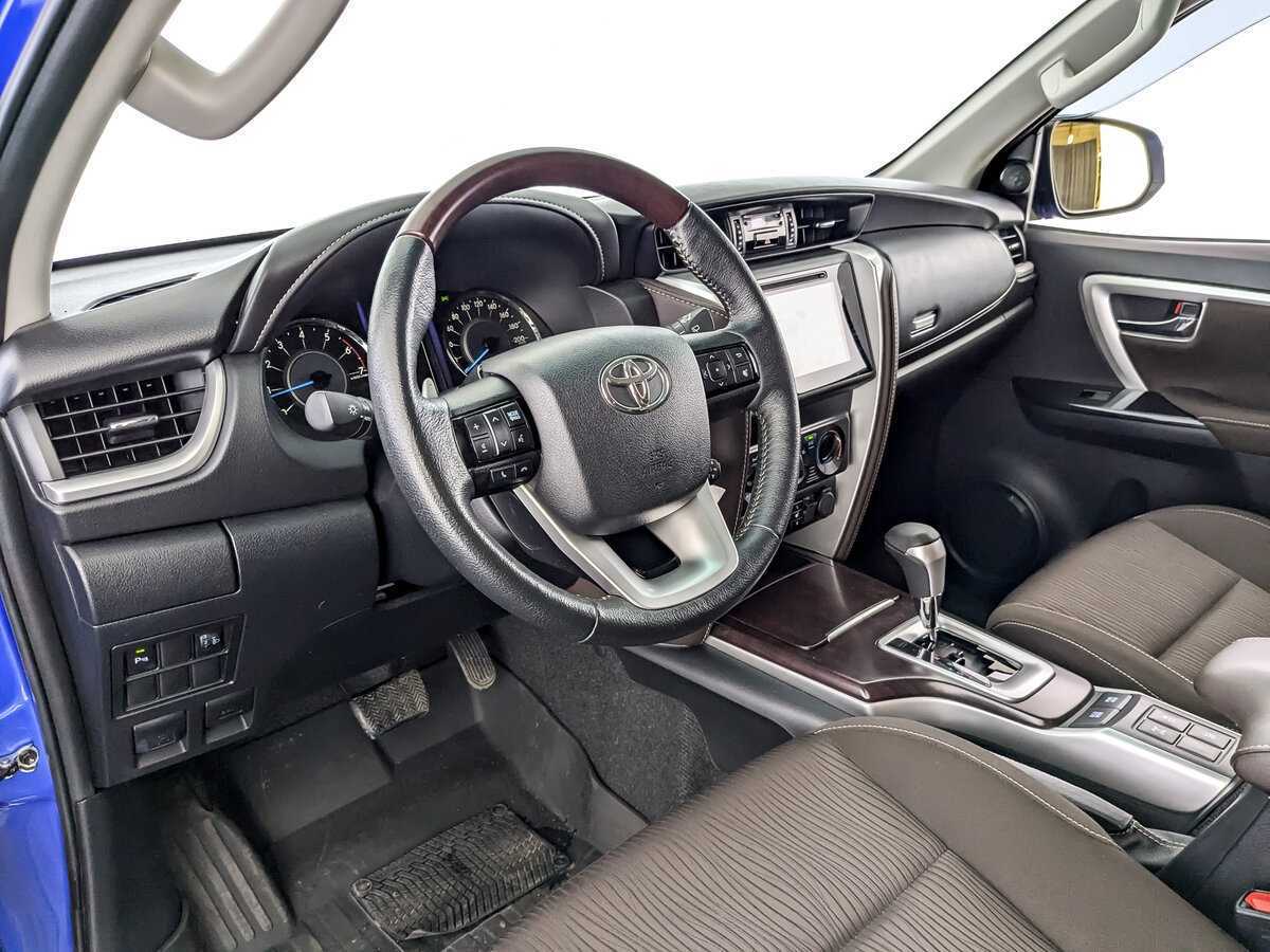 Toyota Fortuner, 2019 Фото №14
