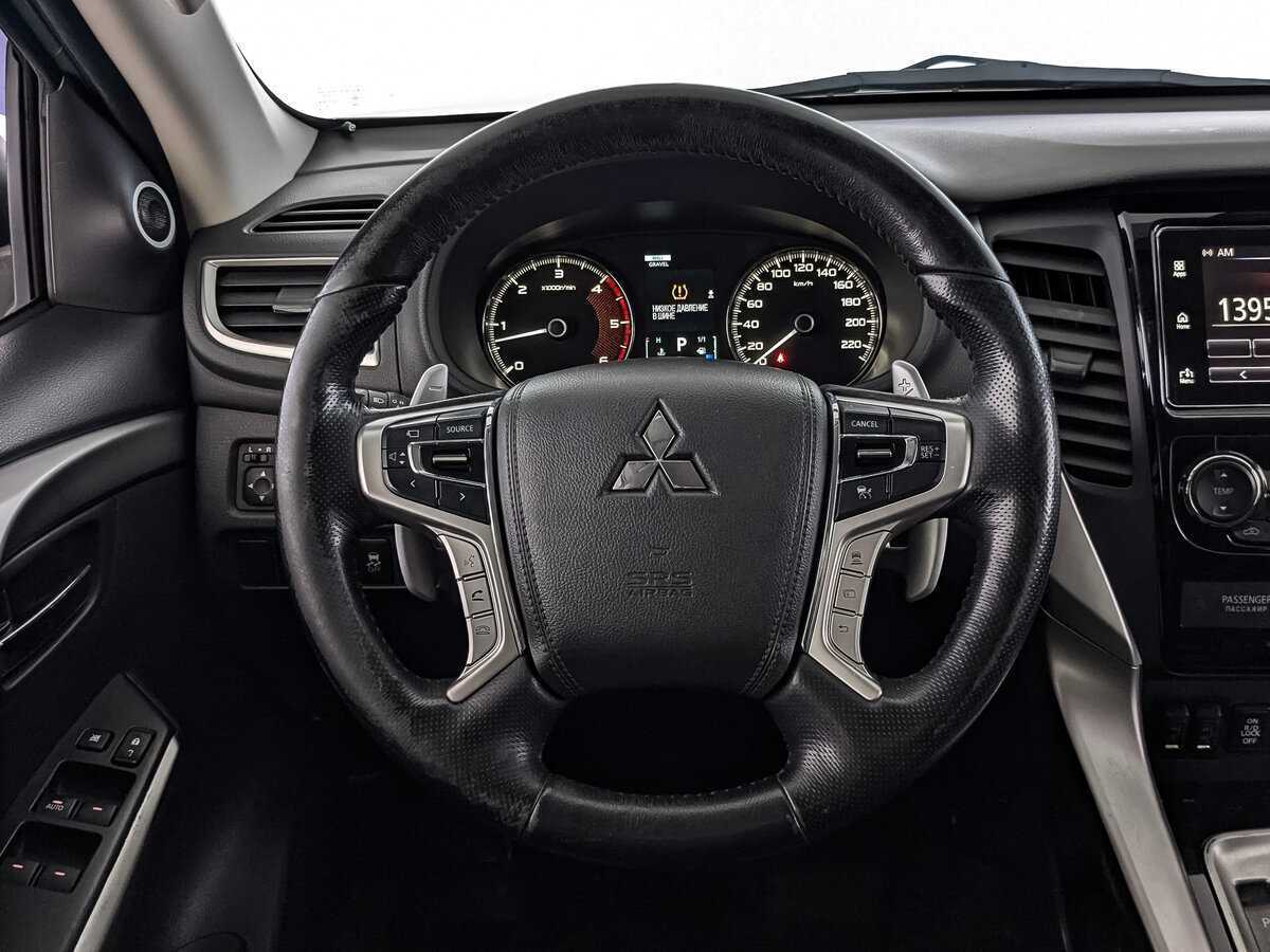Mitsubishi Pajero Sport, 2018 Фото №18