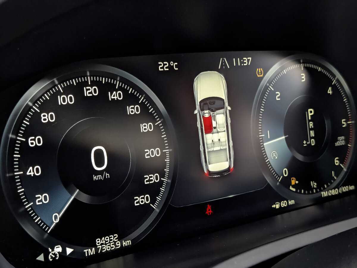 Volvo XC90, 2018 Фото №12