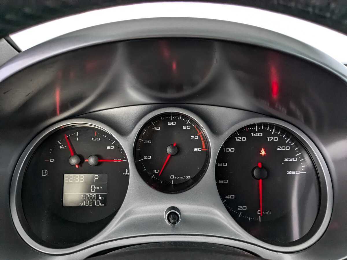 SEAT Leon, 2012 Фото №12