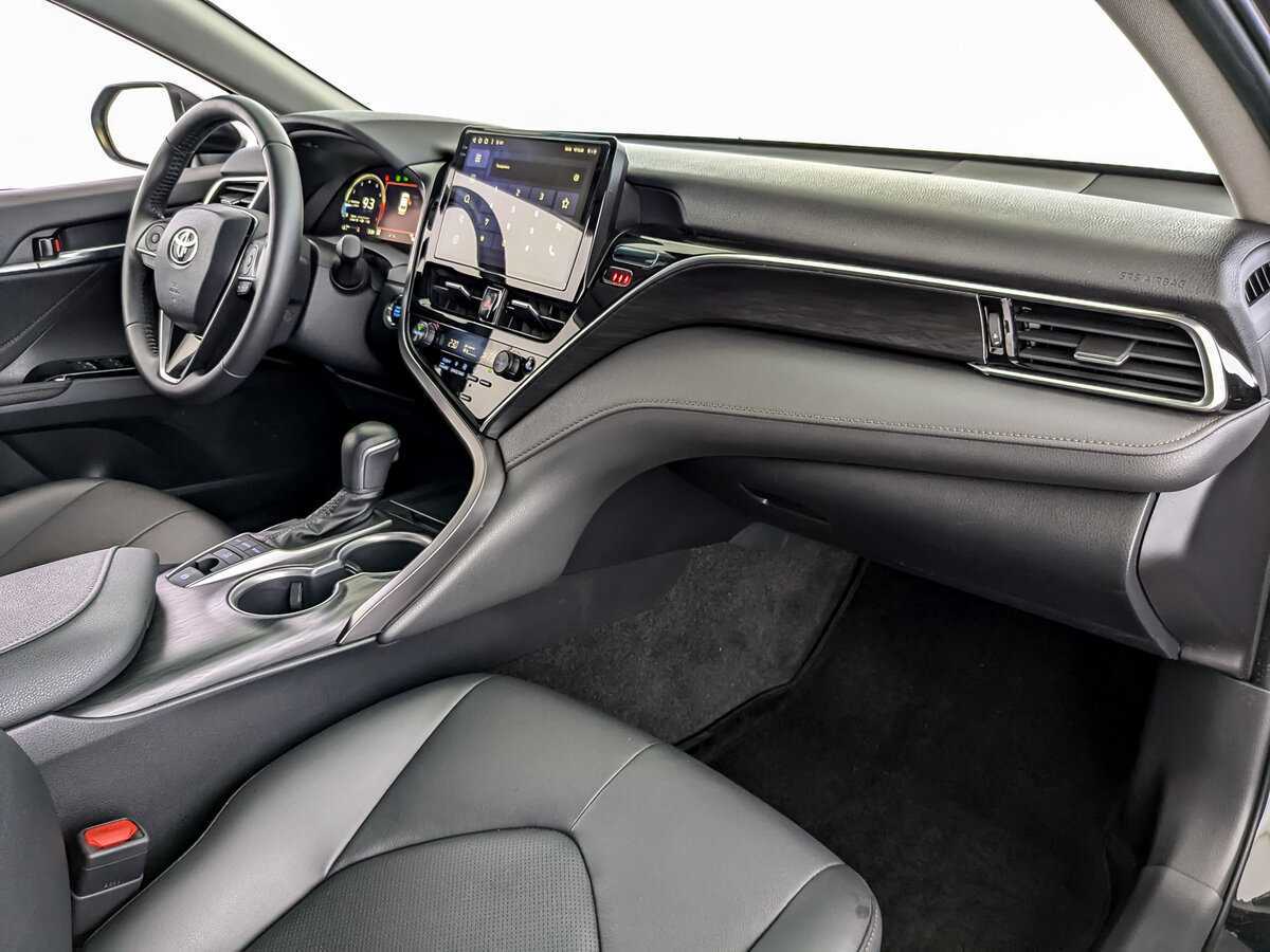 Toyota Camry, 2023 Фото №9