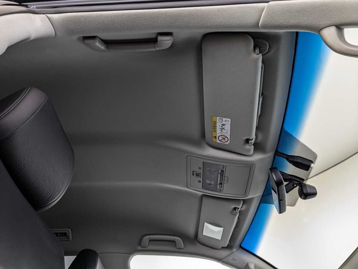 Toyota Land Cruiser, 2017 Фото №19