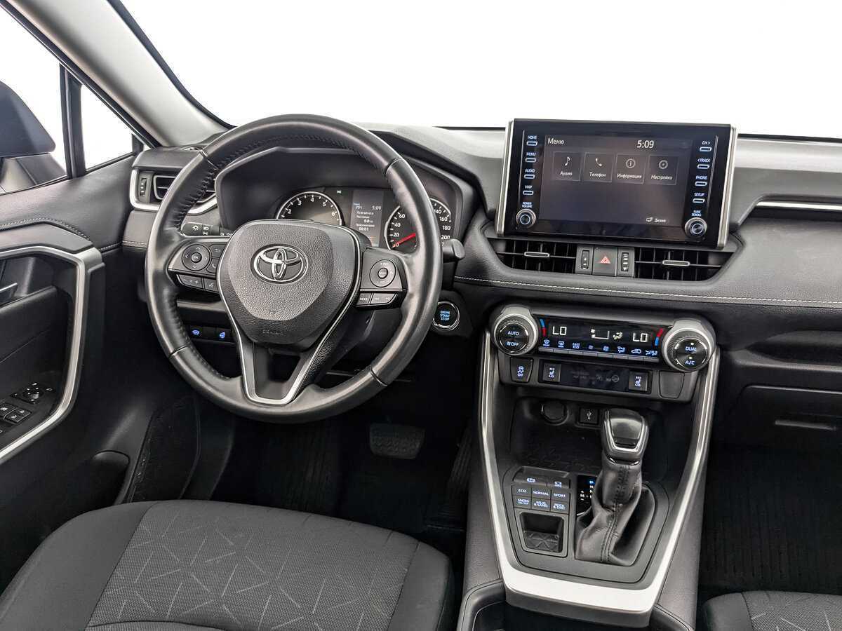 Toyota RAV4, 2021 Фото №17