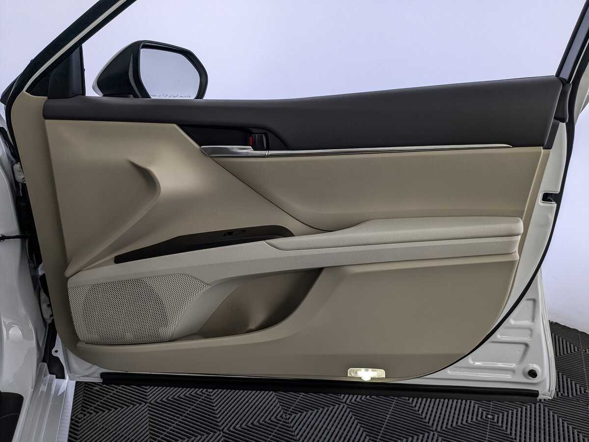 Toyota Camry, 2022 Фото №21