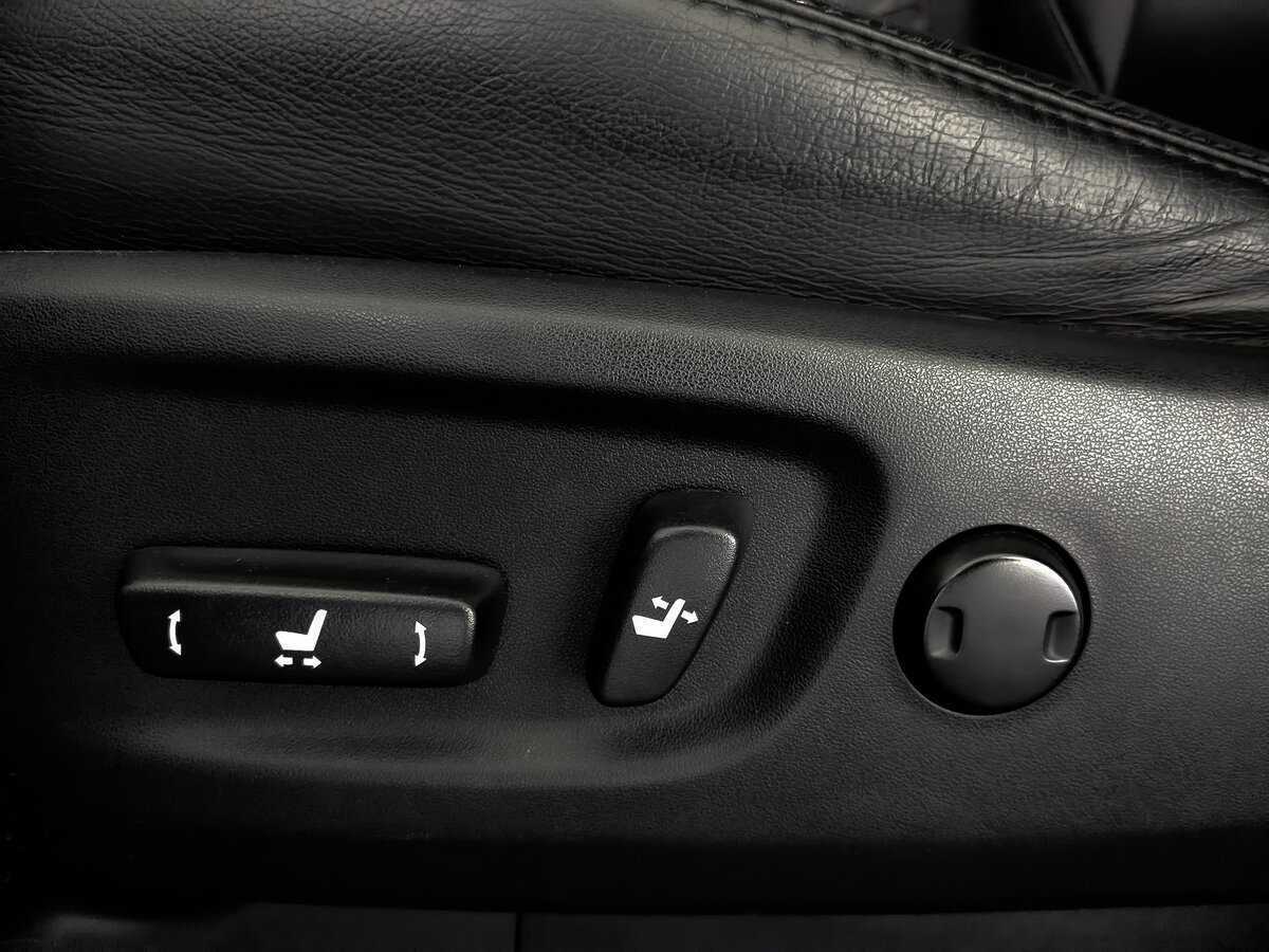 Toyota Land Cruiser Prado, 2018 Фото №29