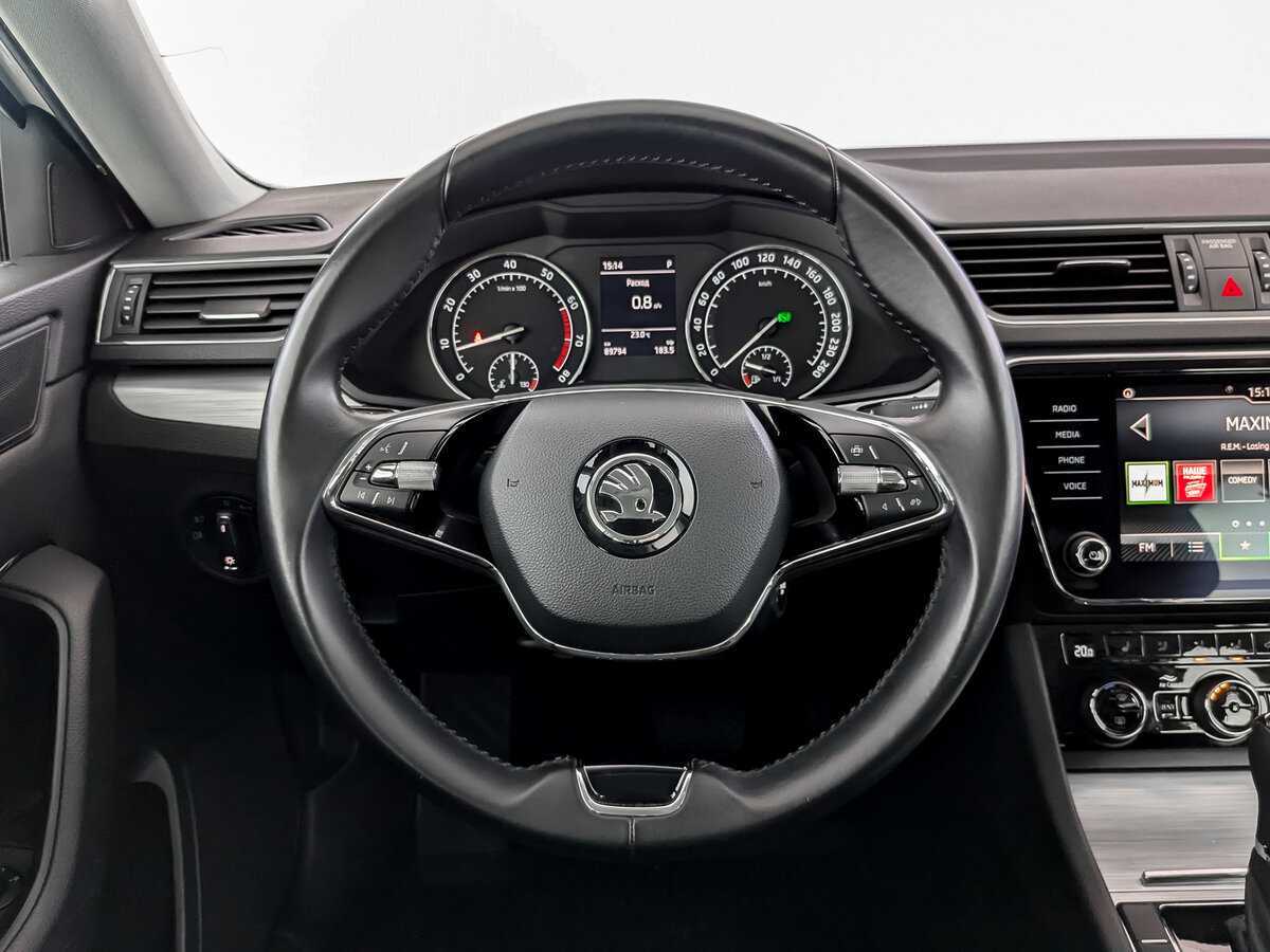 Skoda Superb, 2021 Фото №16