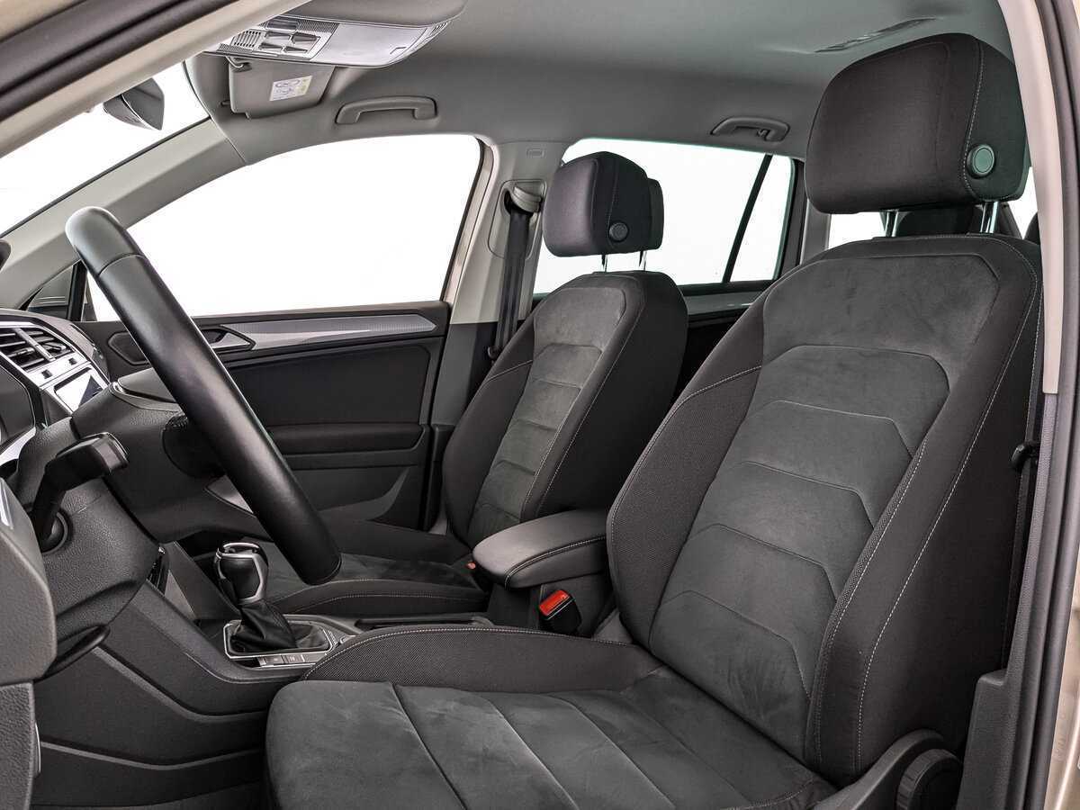 Volkswagen Tiguan, 2021 Фото №16