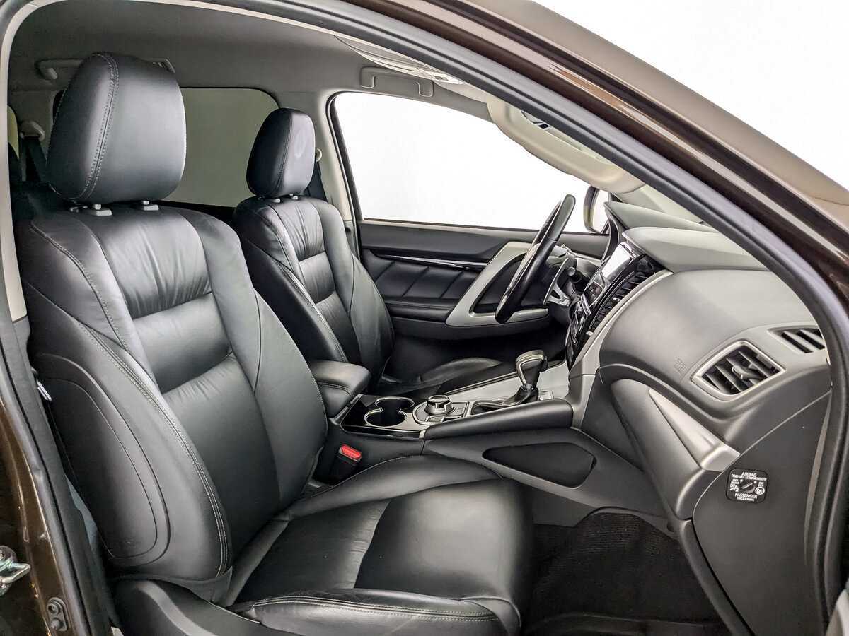 Mitsubishi Pajero Sport, 2019 Фото №19